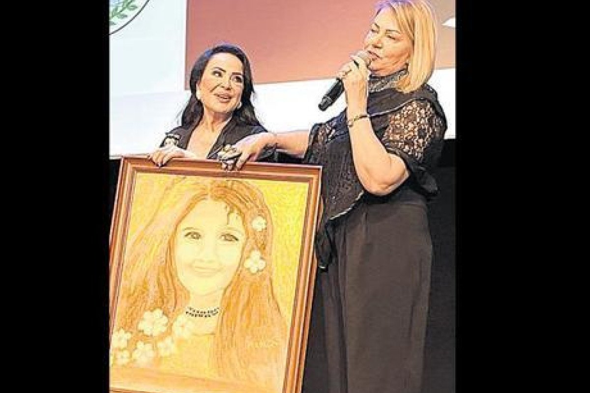 Ünlü Oyuncu Şoray'dan Kız Çocuklarının Eğitimine Destek