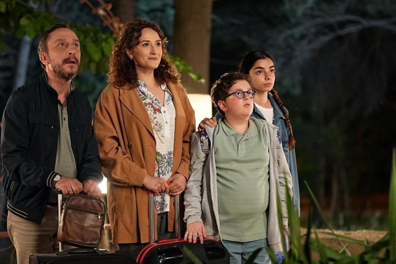 Aile Saadeti Dizisi 16 Haziran'da Başlıyor! Kadro ve Konu Detayları Yatırıma Çıkıyor