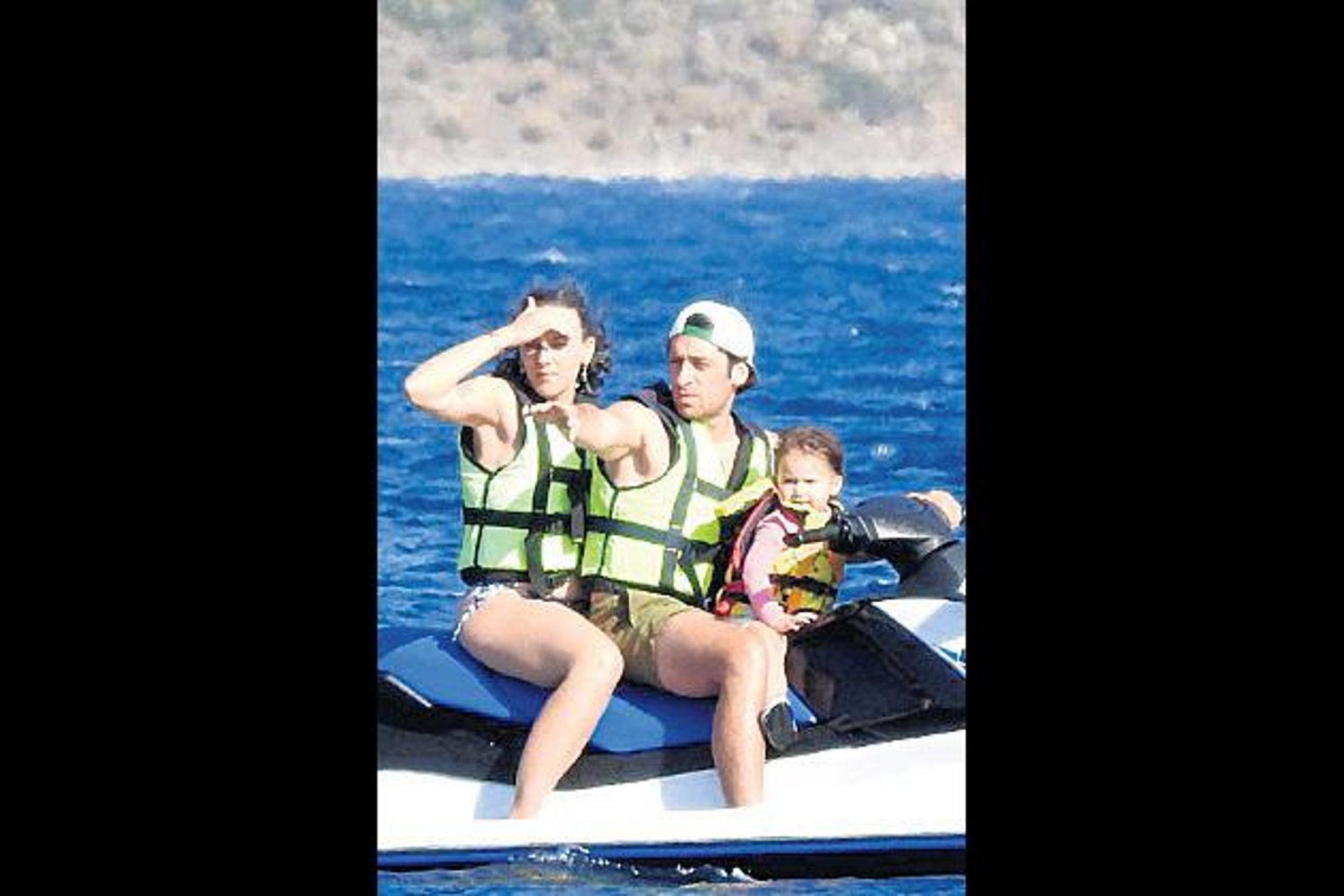 Jet Ski Heyecanı: Aile Denizde Eğlence Dolu Anlar Yaşadı