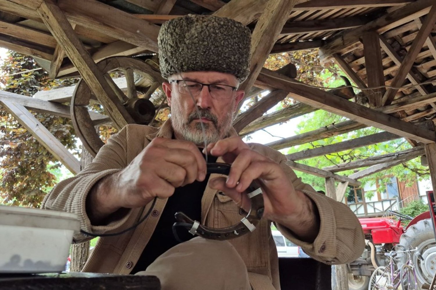 Düzce'de At Nalları Sanata Dönüştüren Murat Seyok'un Eşsiz Koleksiyonu
