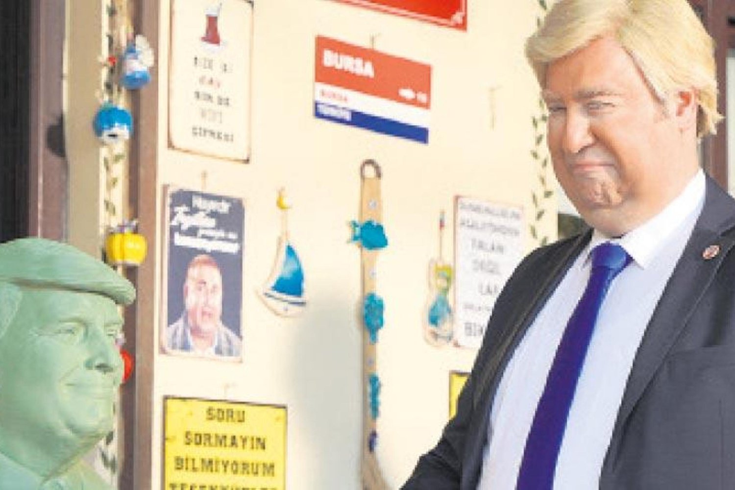 Düğün Evi'nden Çekilen ABD Başkanı Donald Trump Sahnesi Beğeni Topladı