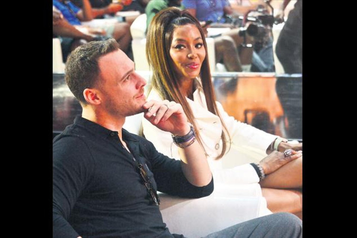 Kerem Bürsin ve Naomi Campbell'le Sürpriz Buluşma: İlişkiler ve Samimi Anlar