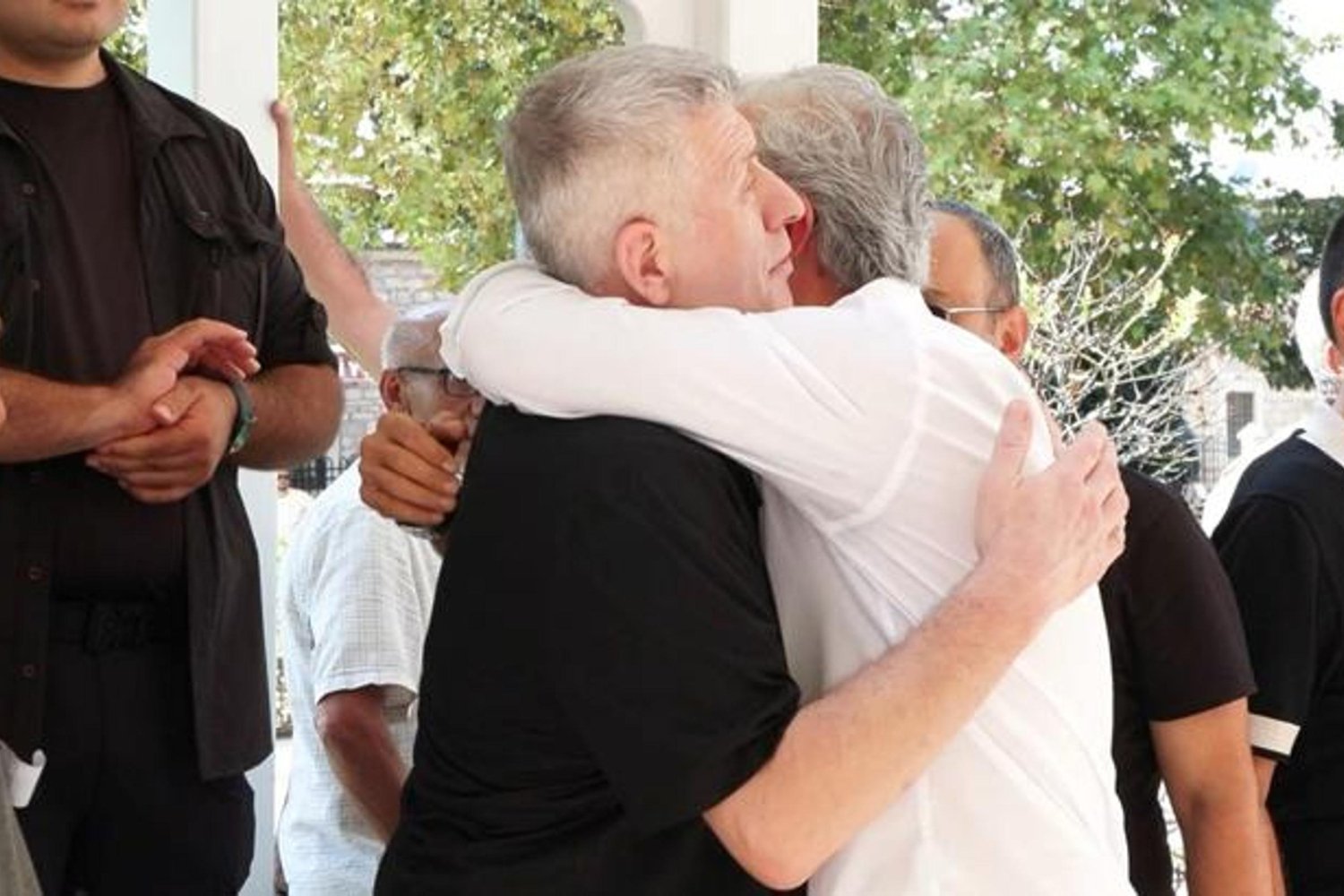 Sanatçı Metin Şentürk'ün Kardeşi Bayram Şentürk Vefat Etti