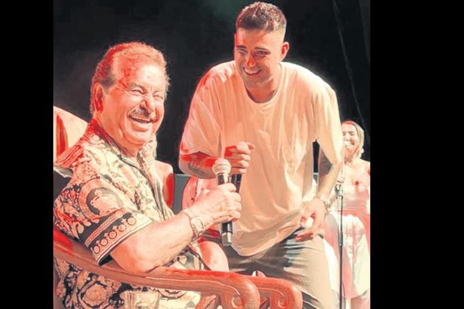 İdo Tatlıses ve Berdan Mardini'den Muhteşem Sahne: Şarkılar ve Kahkahalar Dolu Gece