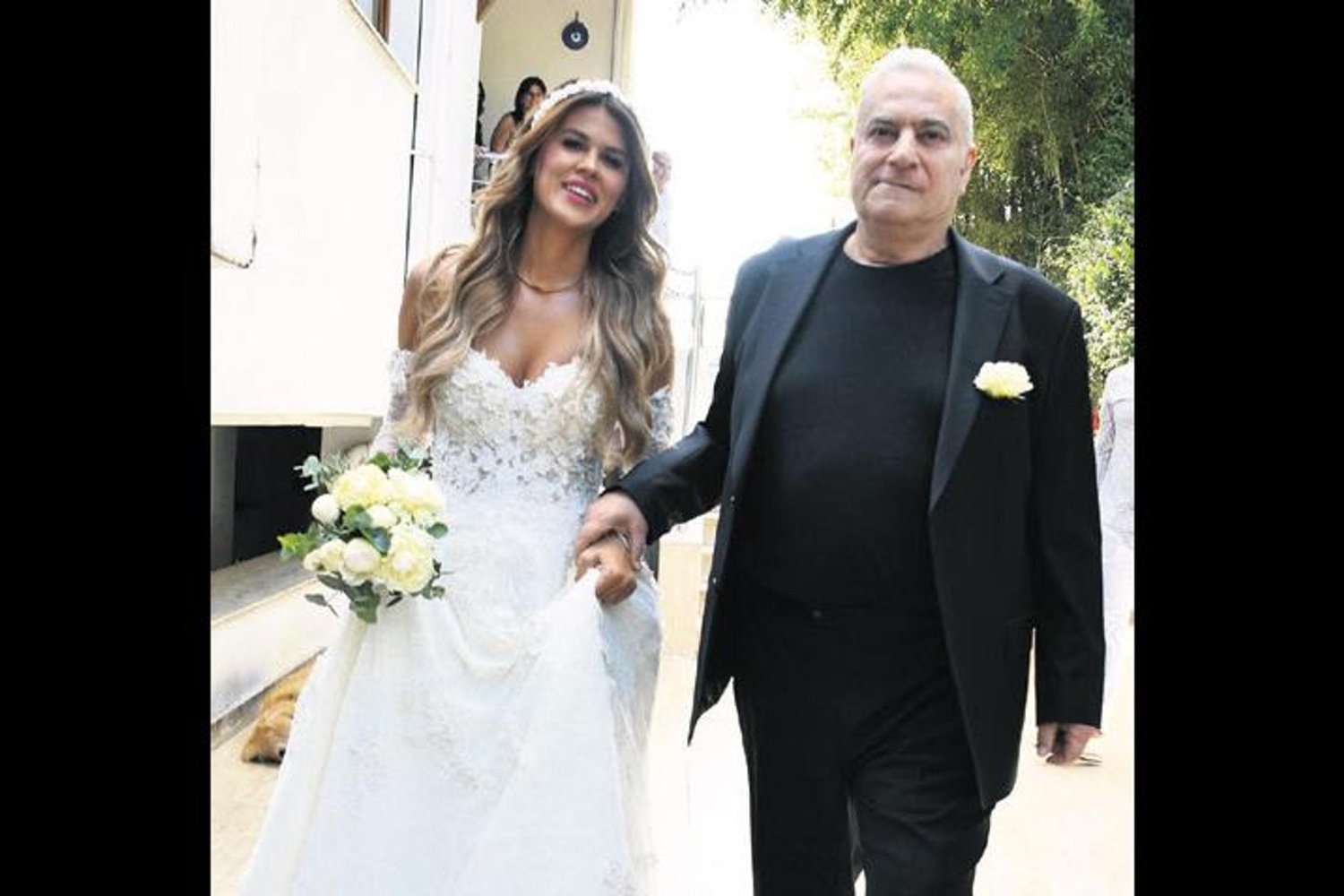 Şovmen Altıncı Nikahıyla Mutluluğu Buldu: Serdar Ortaç Krizi Yaşandı!