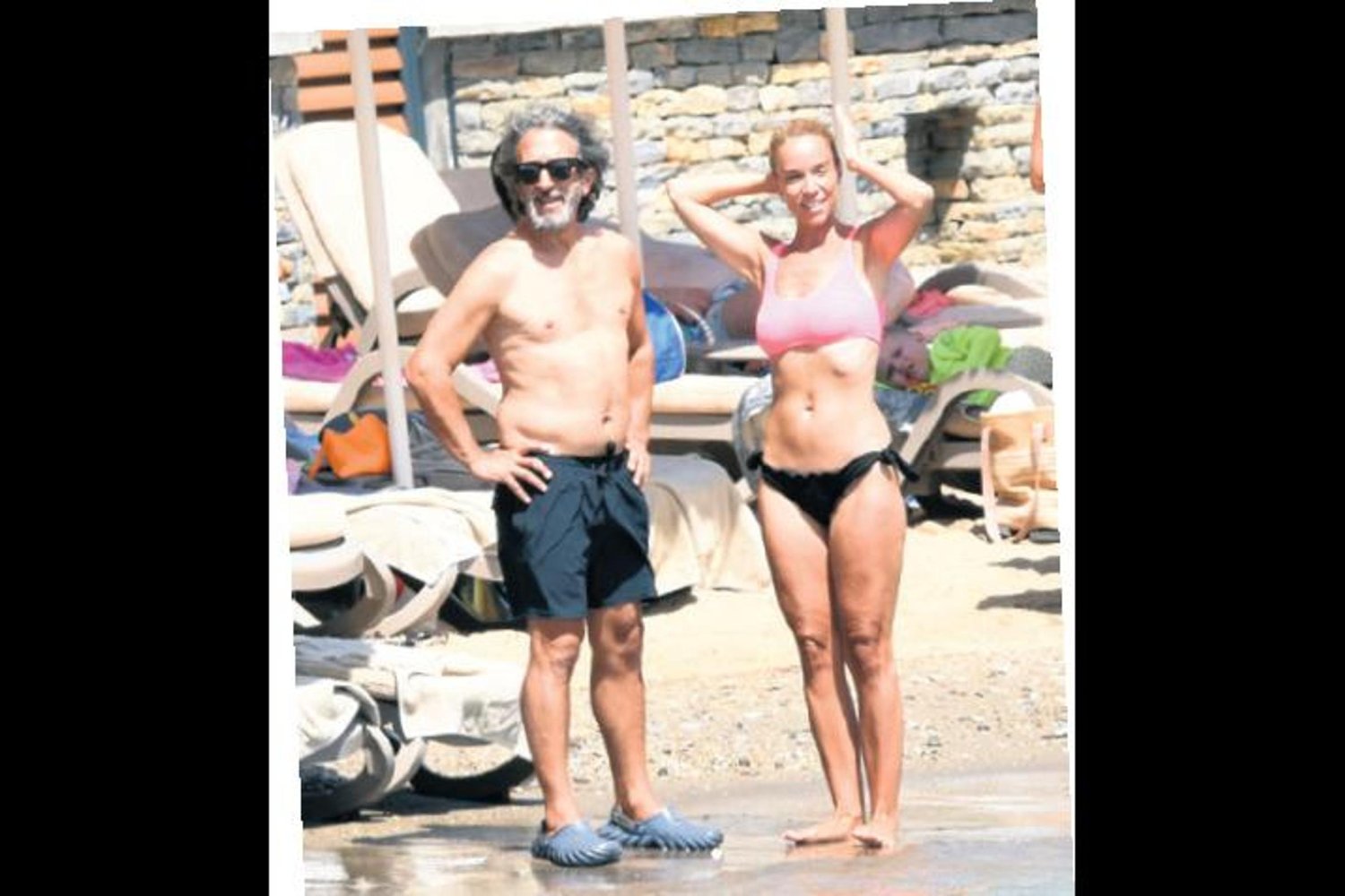 Can Çiftinin Romantik Gün Batımı Keyfi - Güneş ve Denizle Dolu Anlar!