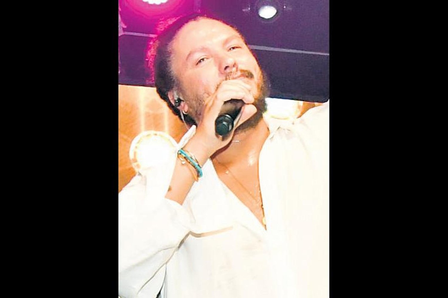 Kepez Kültür Festivali'nde Demircioğlu Göz Kamaştırdı: Sürpriz Eşiyle Güldürdü
