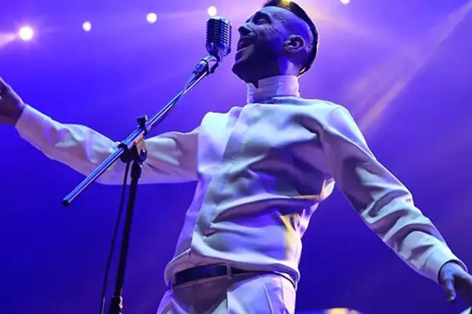 Adrian Gazze İçin Sessiz Kalmayanların Durumuna Dikkat Çekti