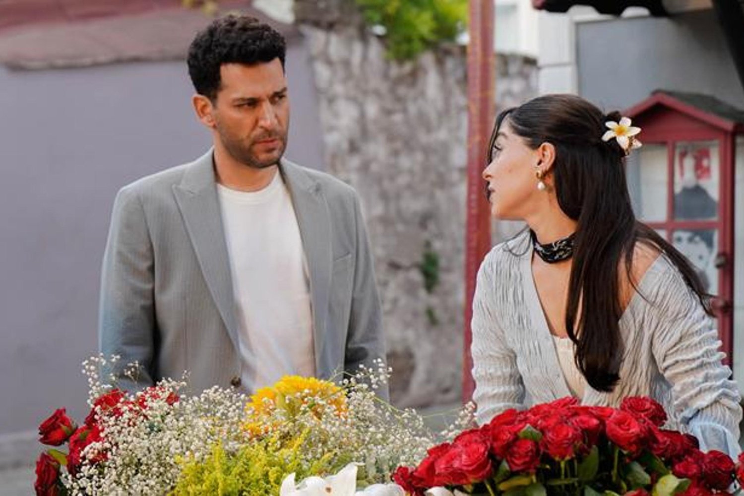 Güller ve Günahlar Dizisiyle Murat Yıldırım ve Cemre Baysel’den Çekim Görüntüleri!
