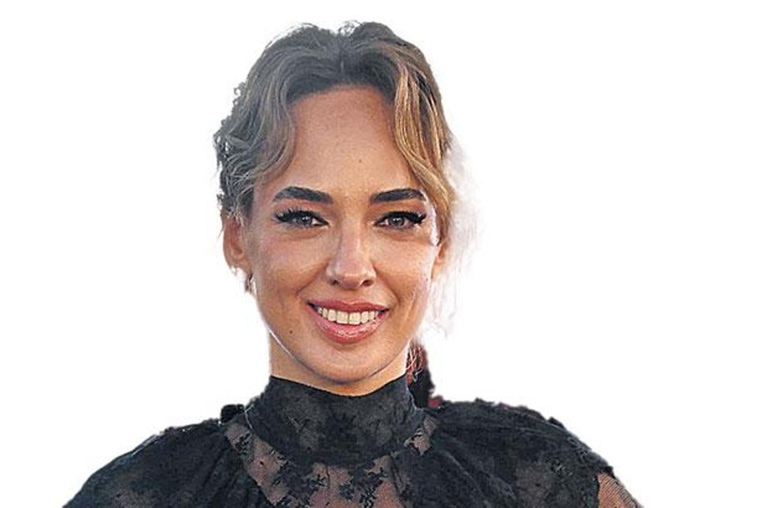 Seda Bakan İhtiyaç Odaklı Harcamalarla Moda Anlayışını Değiştiriyor