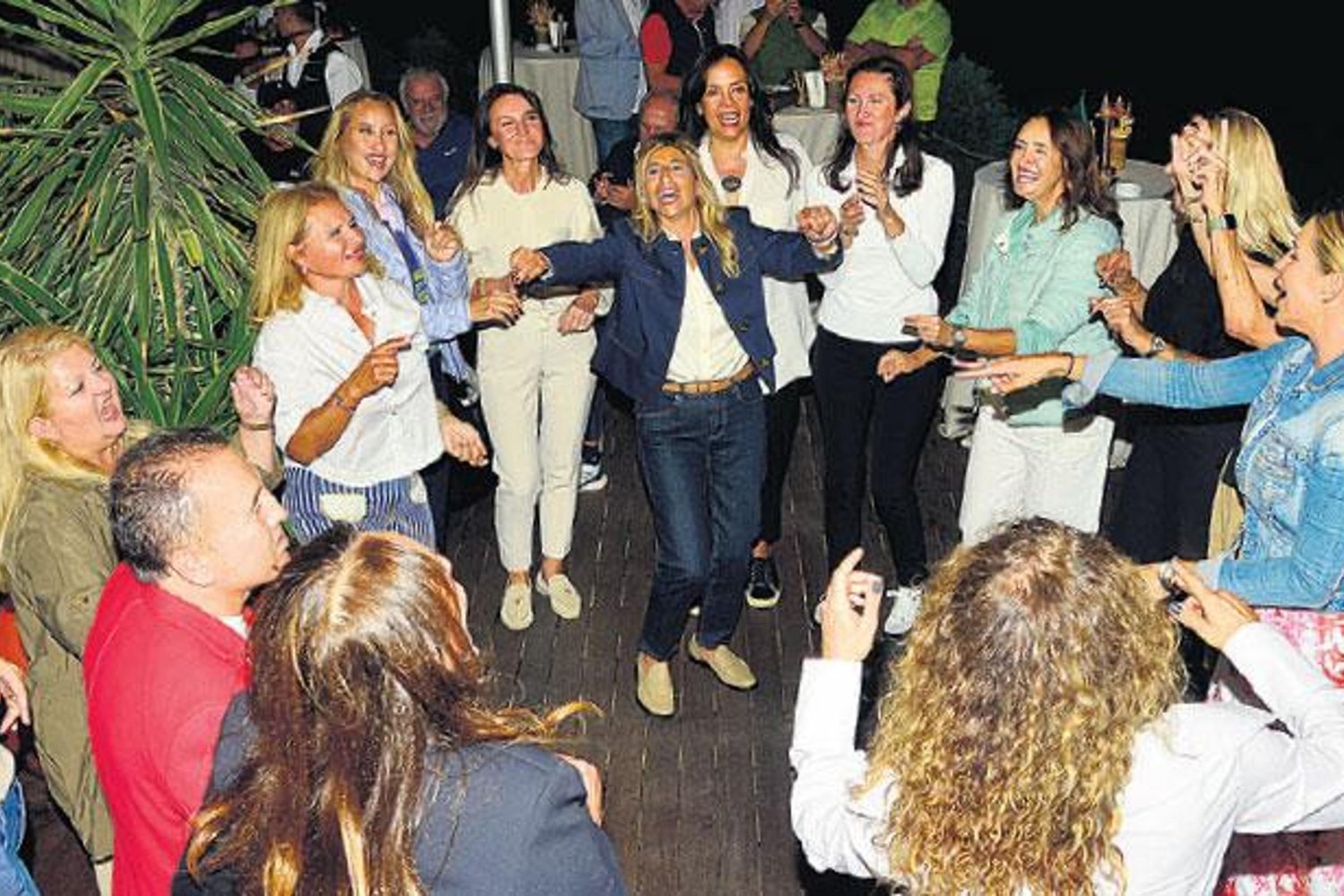 Golf Zaferi Kutlamasıyla Dolu Kemer Country Golf Kulübü Gecesi