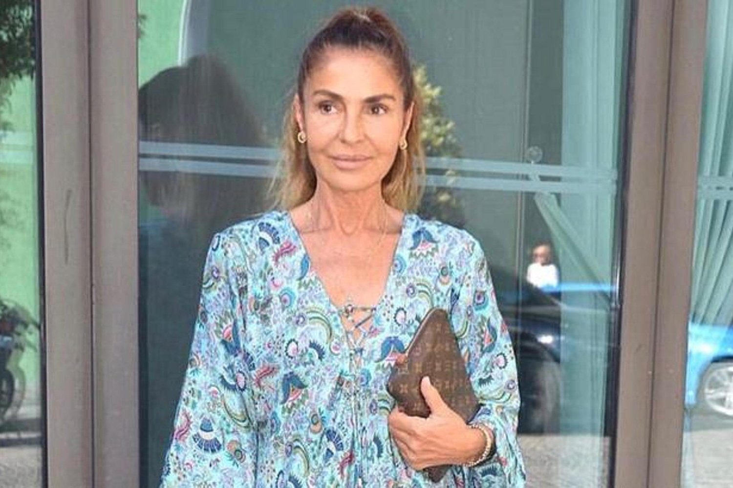 Ünlü Oyuncu ve Şarkıcı Derya Tuna'dan Kardeşi Perihan Tuna Oba'ya Veda