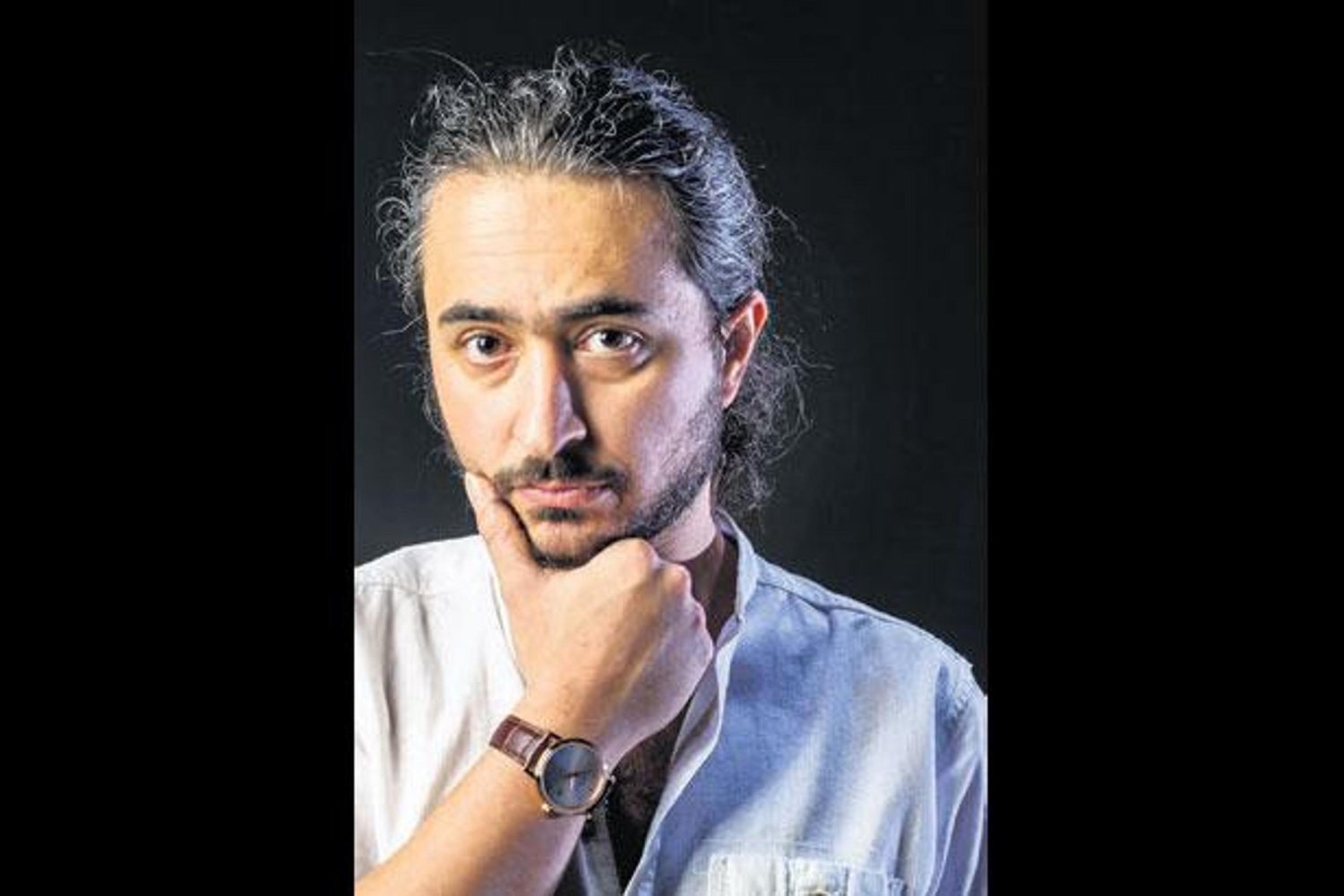 Genç Şarkıcı Dedesinin Köyünde Seslendirdiği Türküyle Duygulandırdı