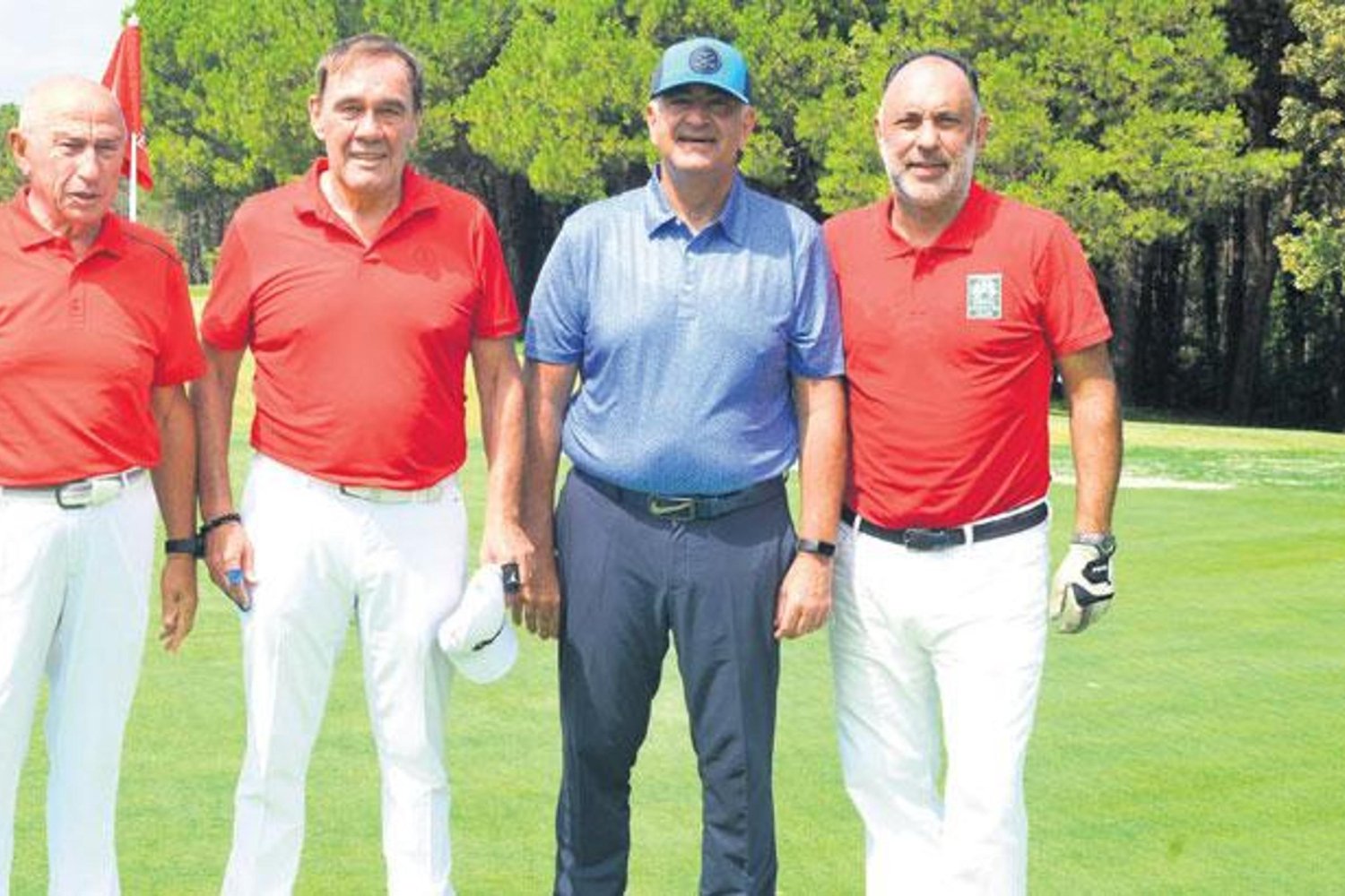 Golf Turnuvasında Zafer Kupası'nı Kazanan Takım Büyük İlgi Gördü