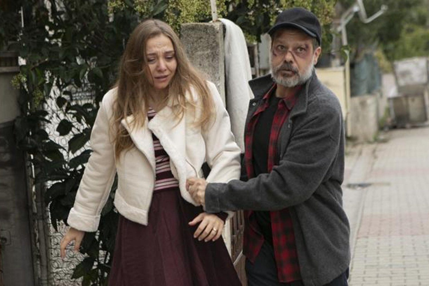 Arka Sokaklar'da Gerilimi Artıran Yeni Bölüm: Ali Pınar'ı Kaçırdı