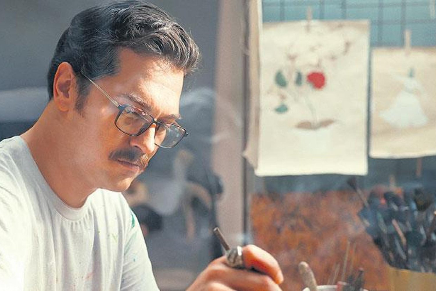 Ünlü Oyuncu Ulusoy'dan Ebru Sanatına Özel İlgi: Görsel Şölen Kapıda