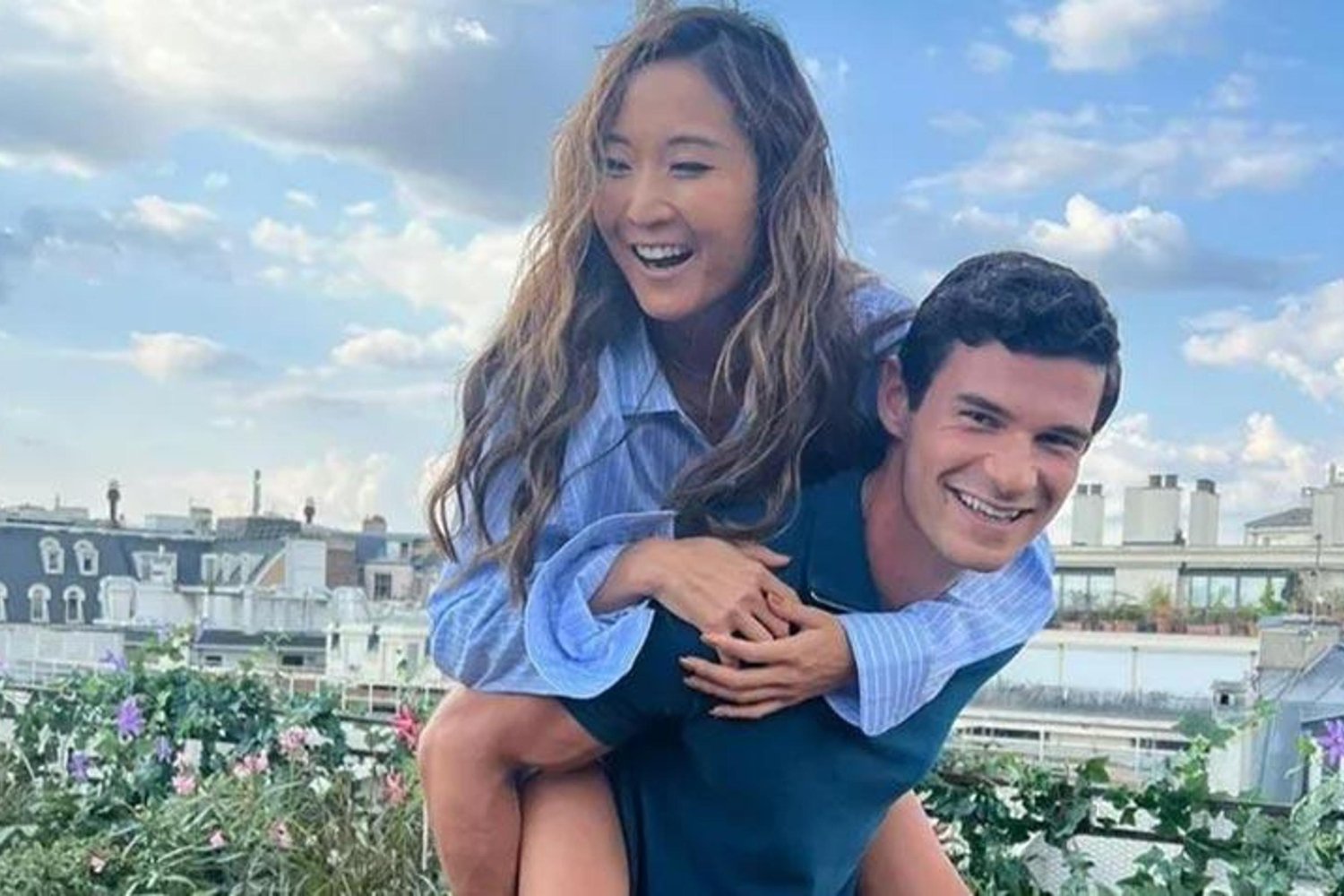 Emily in Paris Aşkı Bitti: Ashley Park ve Paul Forman Ayrıldı!