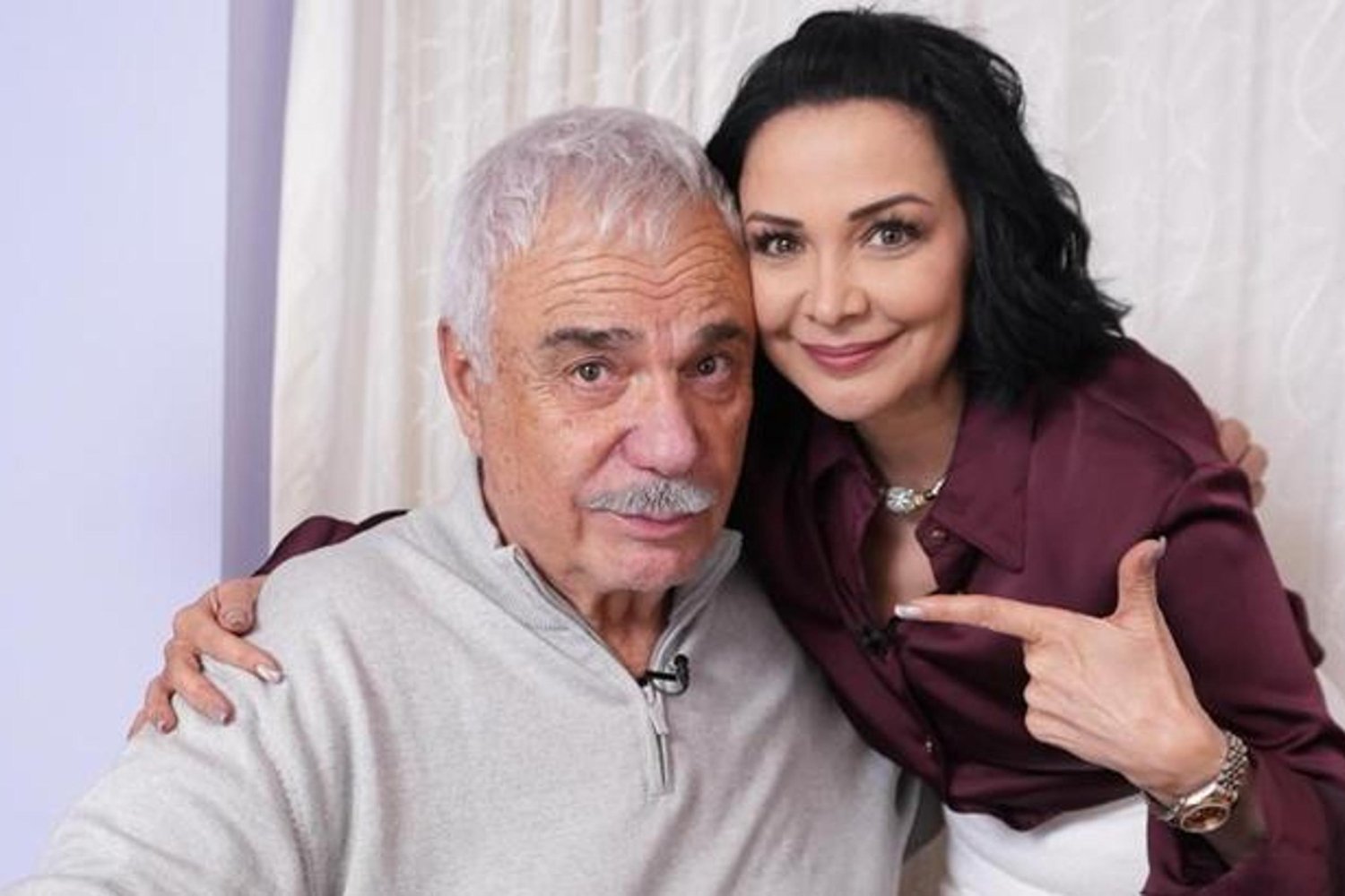 Yeşilçam’ın Efsane Oyuncusu Halil Ergün'ün Boğaz Manzaralı Eviyle Nostaljik Yolculuk
