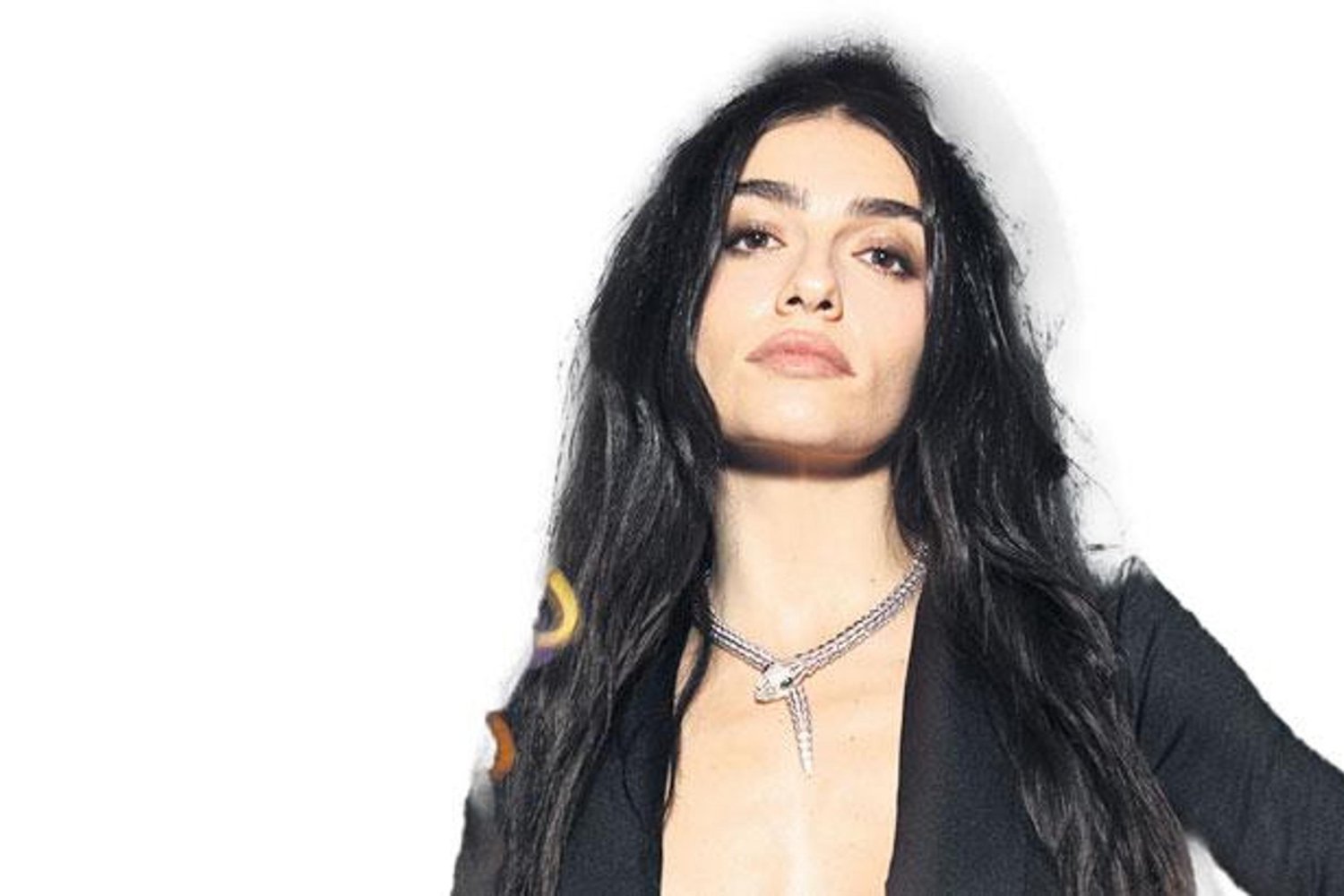 Demet Müftüoğlu’ndan Dikkat Çekici Gala Gecesi