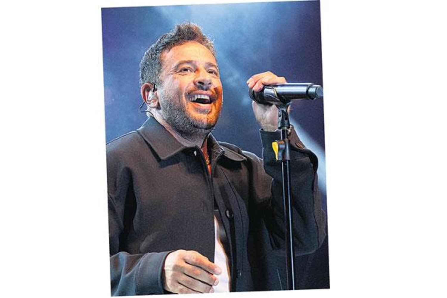 Türk Pop Müziğinin Efsanevi İsimleri Rüzgarı Estirdi