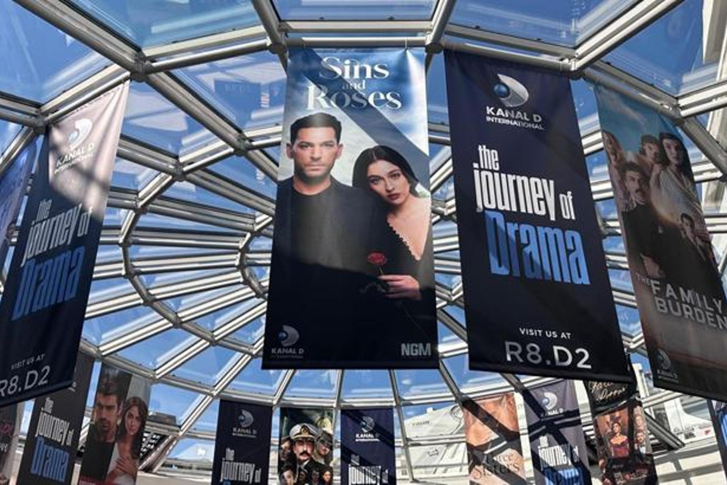 Dizi ve Film Dünyası MIPCOM 2025'te Parlıyor: Kanal D'nin Heyecan Verici Projeleri