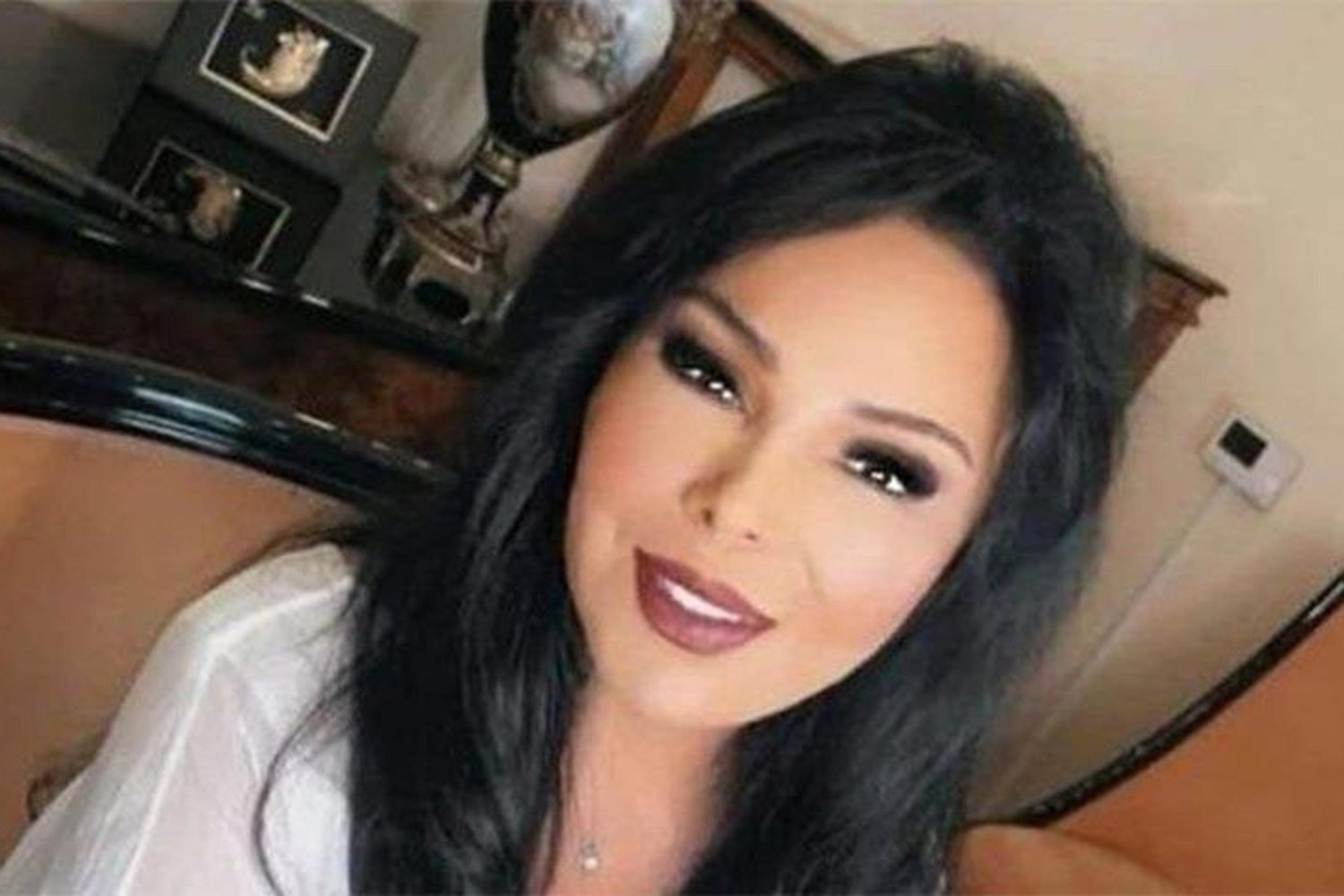 Ünlü Oyuncu Neşe Aksoy Hayatını Kaybetti: Kanserle Mücadele Son Buldu