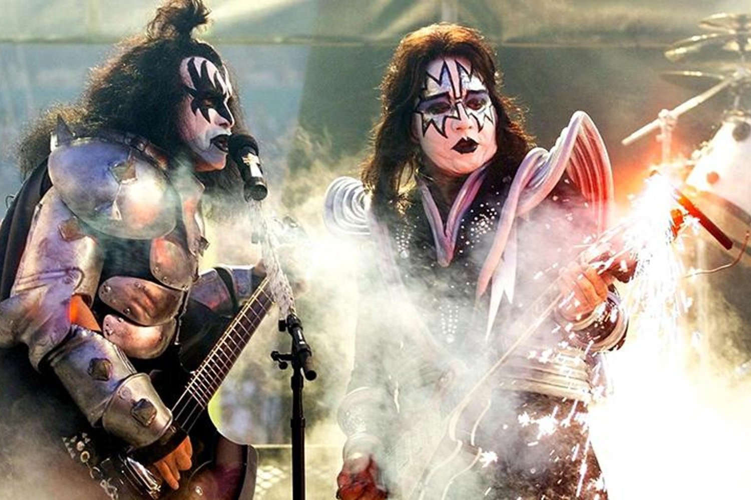 Ünlü Müzik Efsanesi ACE FREHLEY Ölüm Haberi Şaşırttı!