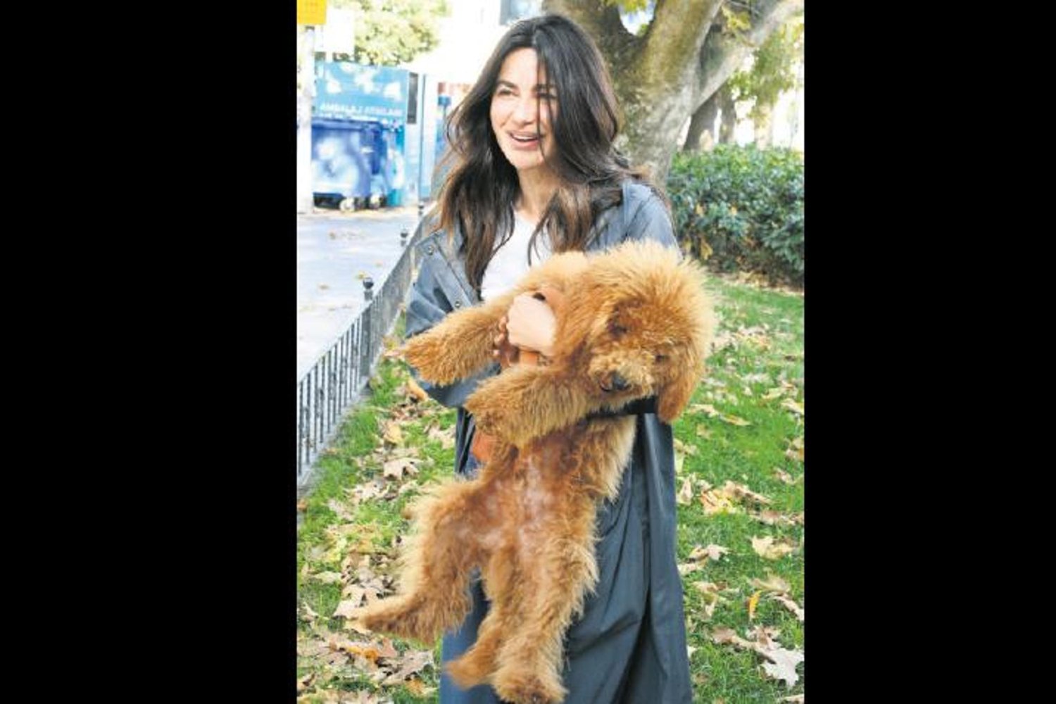 Ünlü Oyuncu Karın Kasları Mesajlarıyla Güldürdü