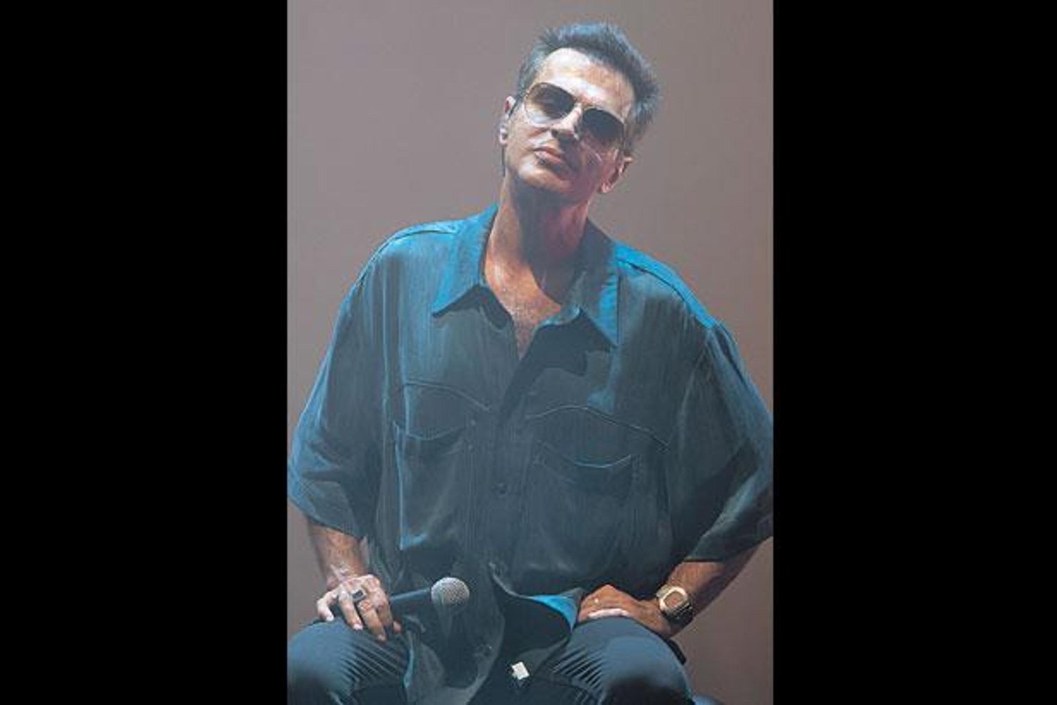 Teoman’dan Yeni Albüm: Sayın Bay Rock Yıldızı Hikâyelerine Tanıklık Edin