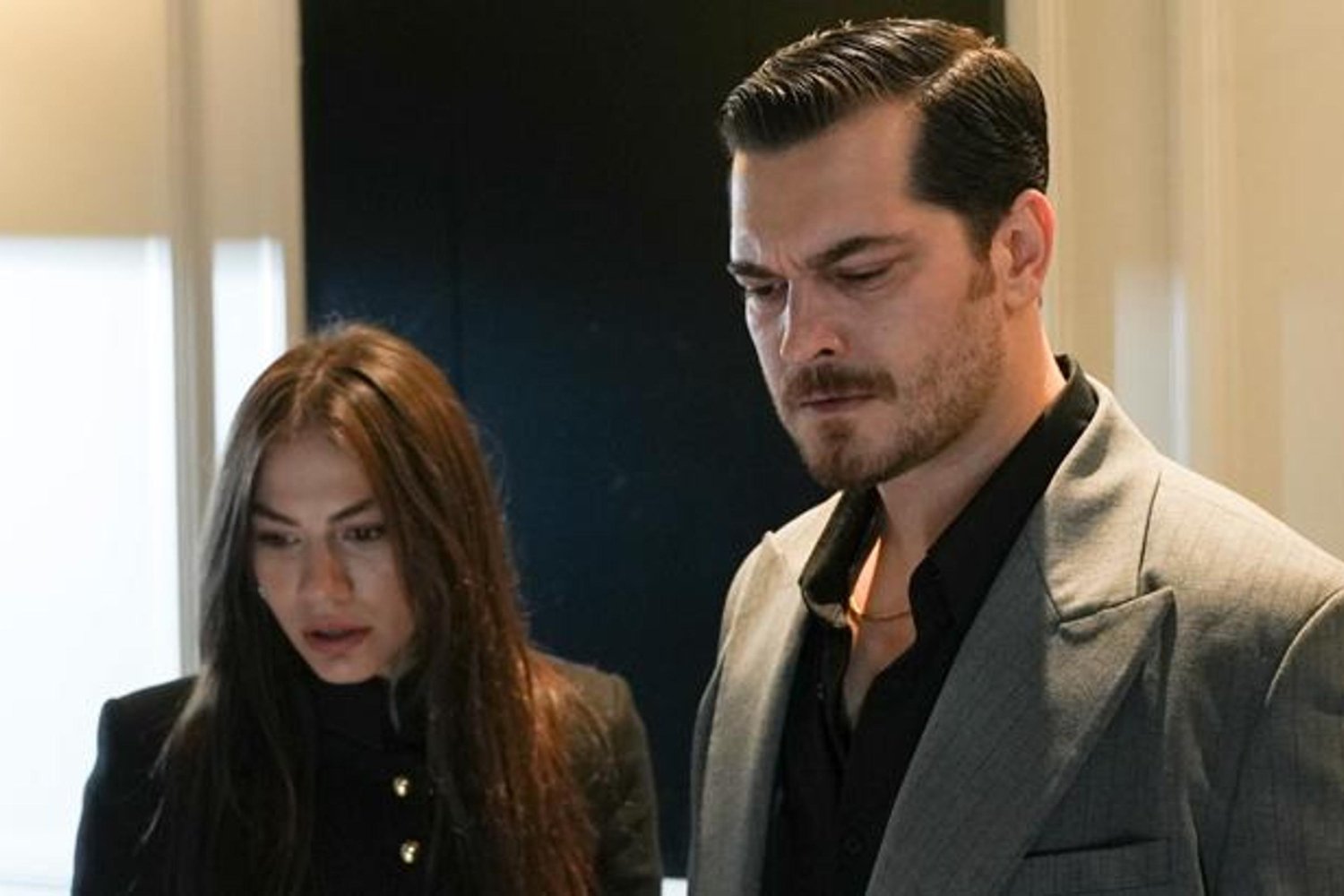 Eşref Rüya Dizisi İzleyiciyi Büyüledi: Hıdır’ın Oğlu ve Dinçer’in Sonu Artık Gizemli!