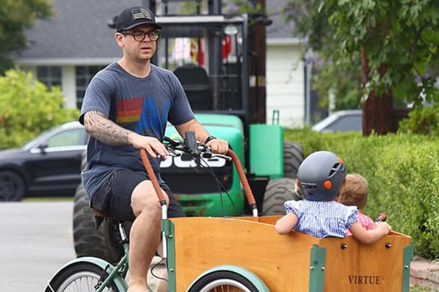 Jack Osbourne Avustralya'ya Sürpriz Katılımıyla Gündemde!