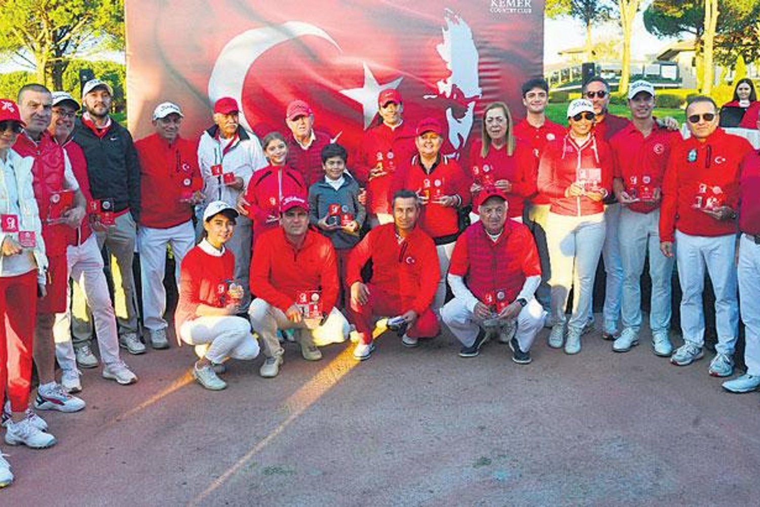 Güney’in Renkli Katılımıyla Cumhuriyet Renkleri Turnuvası Dolup Taşıyor