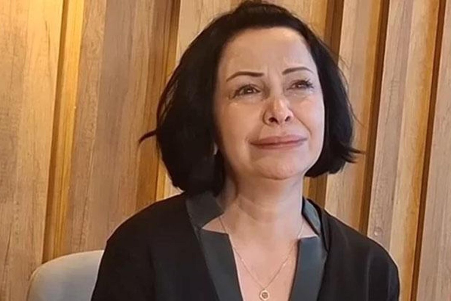 Evrim Akın'dan Gözyaşlarıyla İtiraf: Algı Operasyonları ve Toplamda Yaşadıklarım