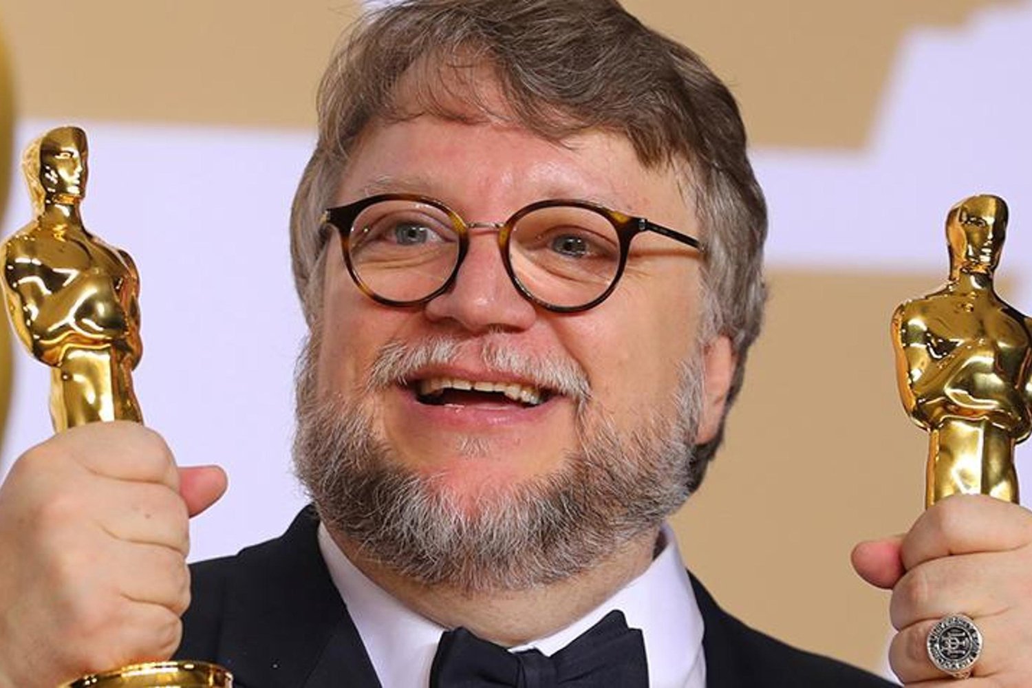 Del Toro'nun Yeni Zelanda'da Hayalet Hikayesi: Perili Oda ve Gizemli Çığlıklar
