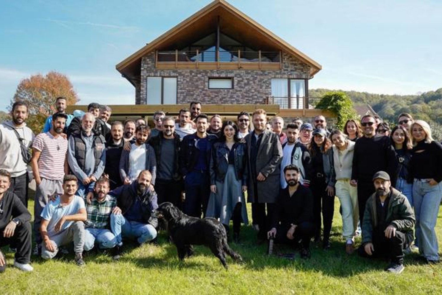 Güller ve Günahlar Ekibi Sette Samimi Anlarıyla Dikkat Çekti