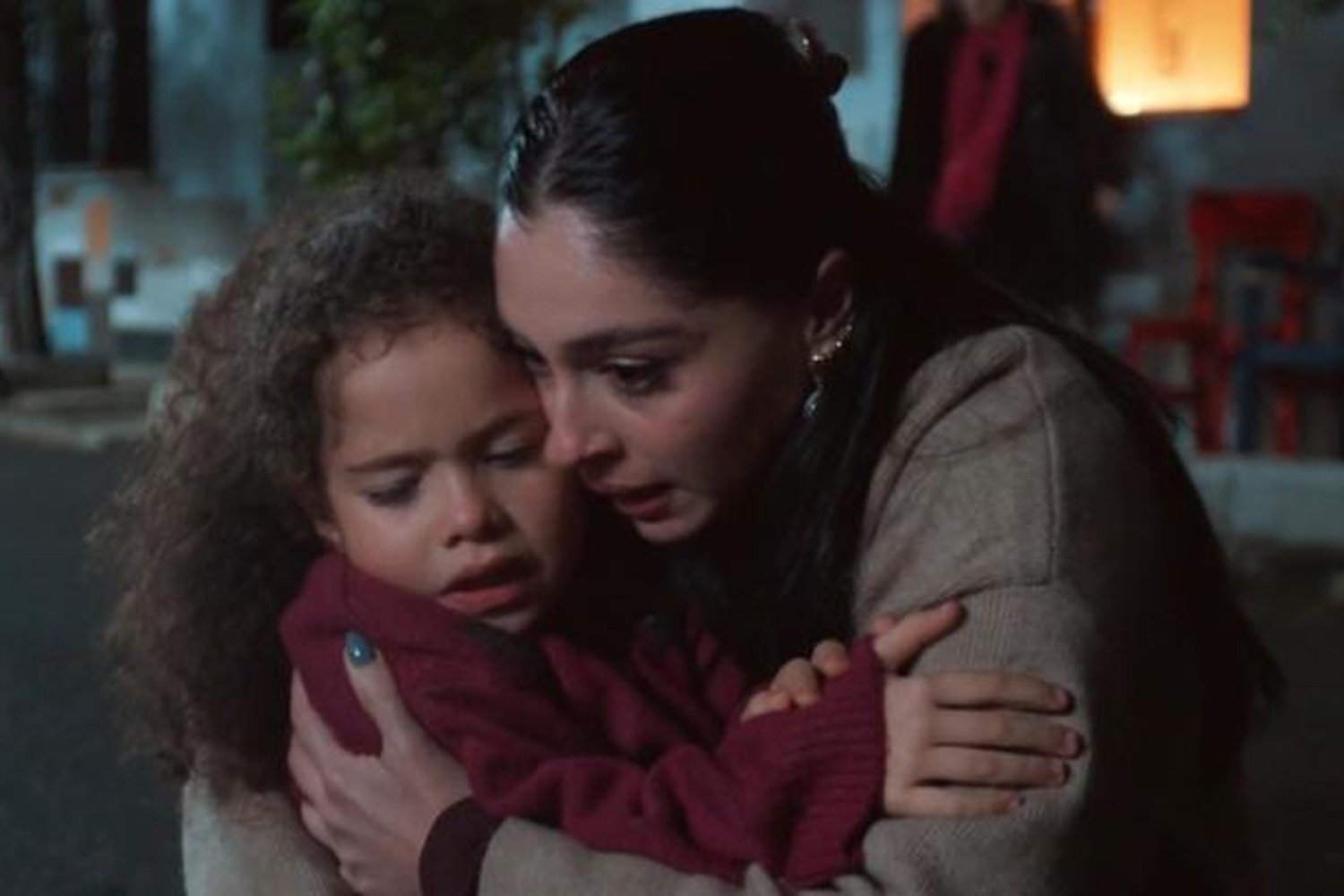 Güller ve Günahlar Dizi Entüjisi: Kader’in Babası Hala Gizemli