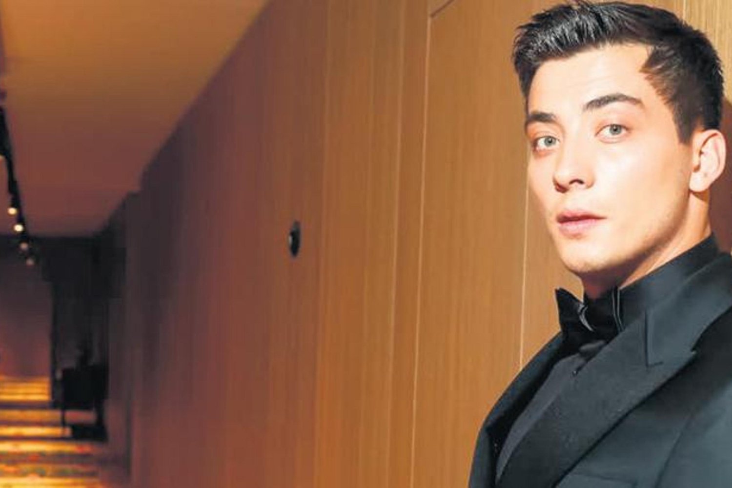 Uzak Şehir'de Atakan Özkaya Mardin'e Aşık Oldu