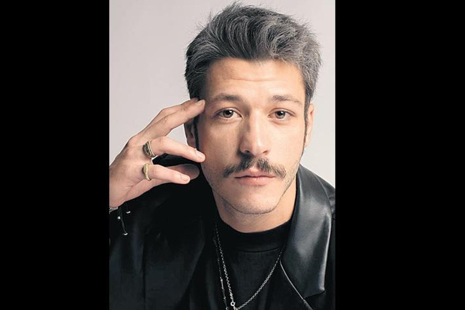 Kıskançlık Sorusuna Samimi Yanıt: Hayranlarını Şaşırttı!