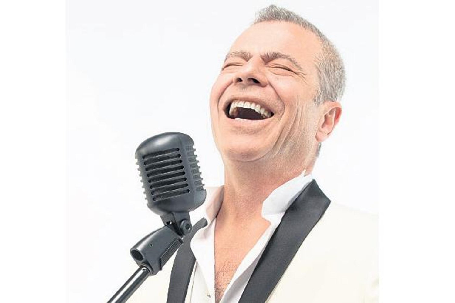 2026'nin İlki İçin Biletler Satışa Çıktı: Sevgililer Günü'nde Konser Heyecanı