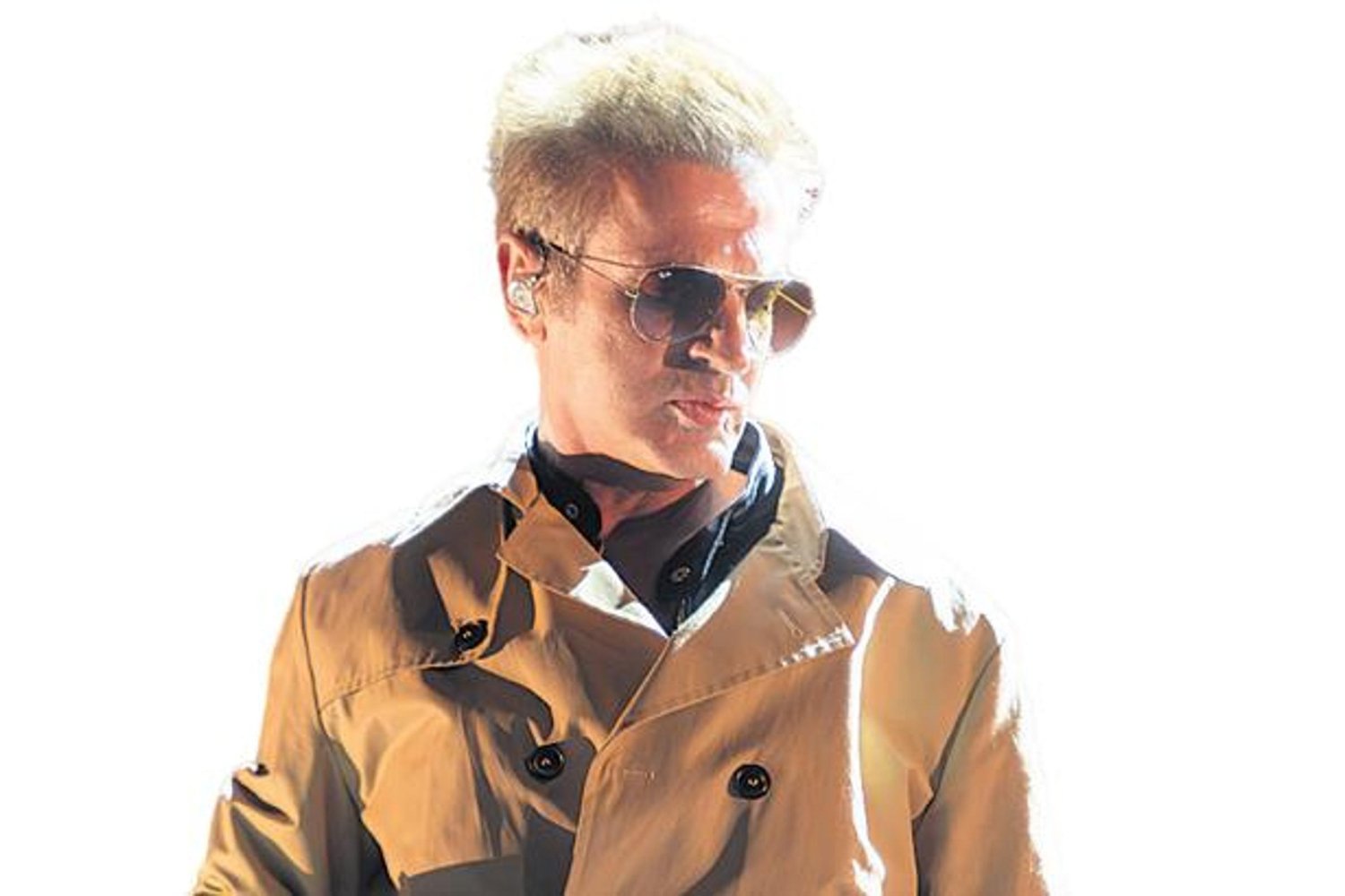 Romantik Konser Keyfi: 'Bir Kış Sabahı' ve Sonbahar Hitleriyle Müzikseverleri Büyüledi