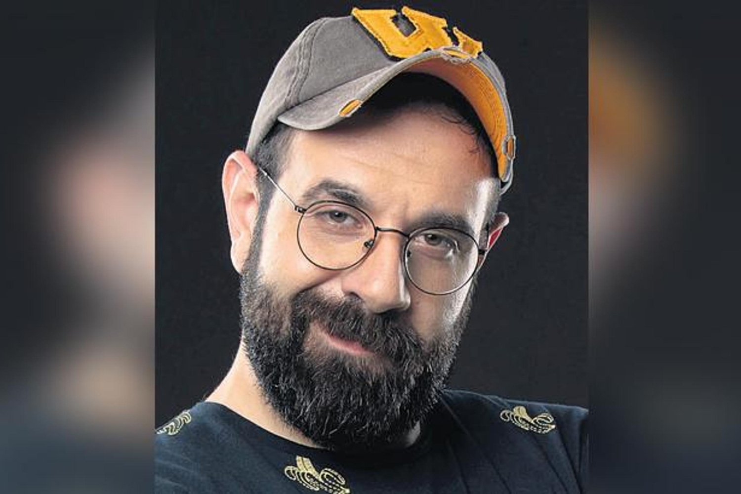 Göz Kamaştıran Stand-Up Performansı ile Eroğlu Şişli Tiyatrosu'nda