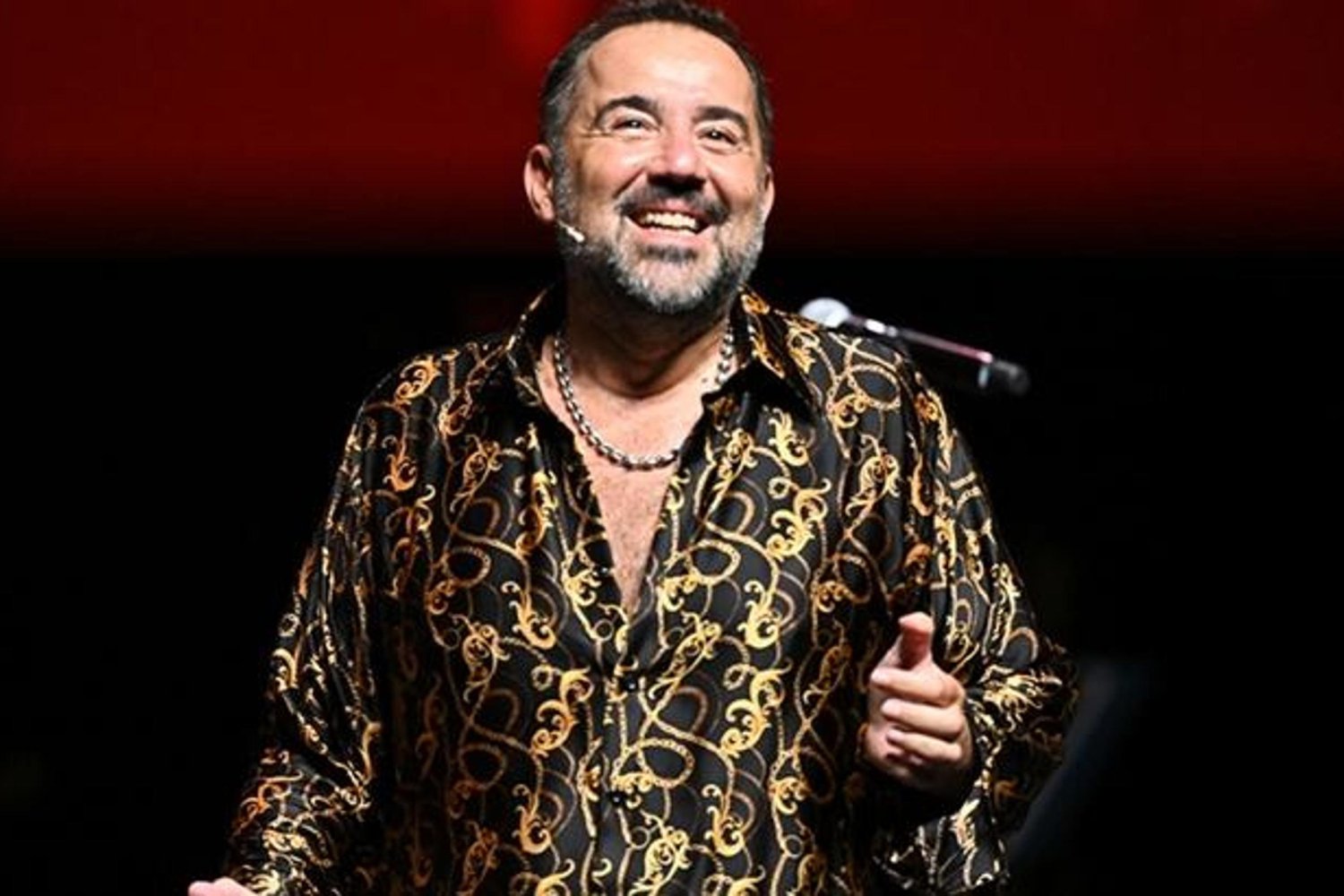 Gözalıcı Müzikal Şovuyla Taşkın Sabah ve Orkestrası Göz Kamaştırıyor