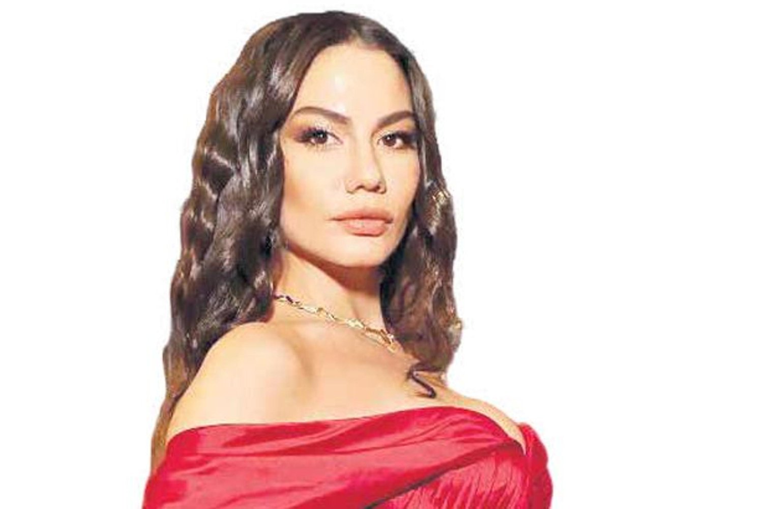 Dizilerde Aşkın Yüzeyselliği Demet Özdemir'den Uyarı: Eski Aşkların İzleri