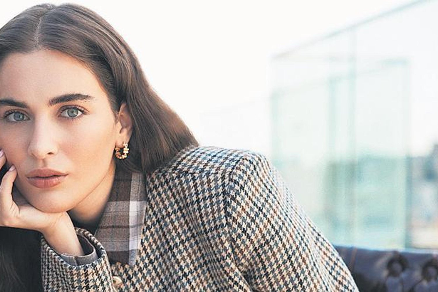 Uzak Şehir İpek'i Çağla Şimşek Anlattı! Mardin Manzarası ve Aşk Yorumları