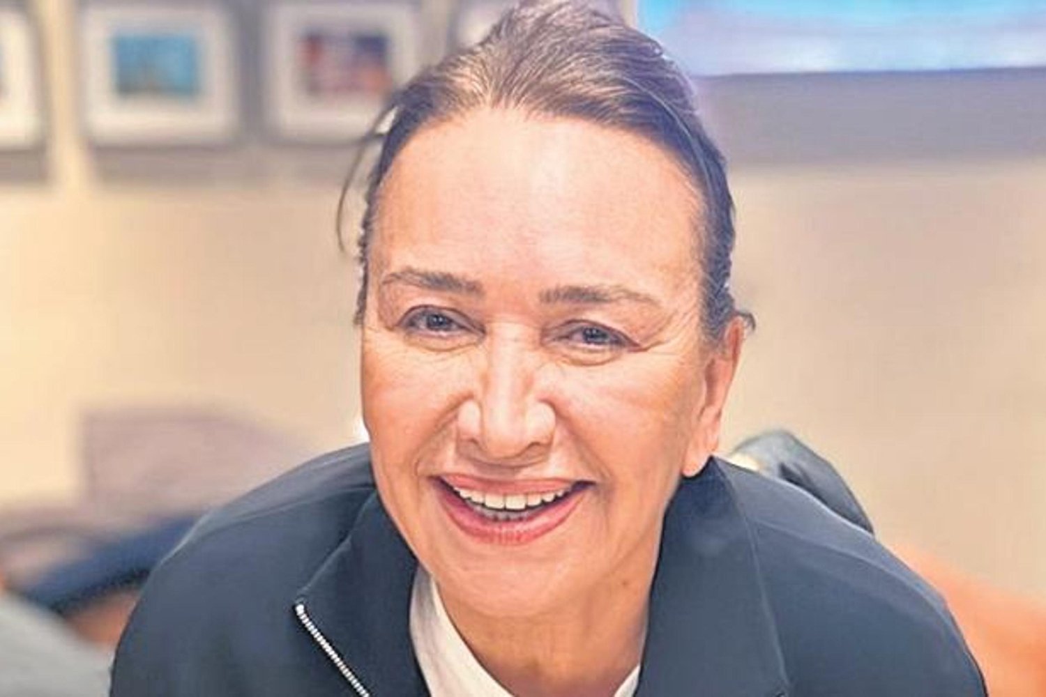 Yılmaz Erdoğan'ın Oyunu Sürpriz Kutlamayla Coştu