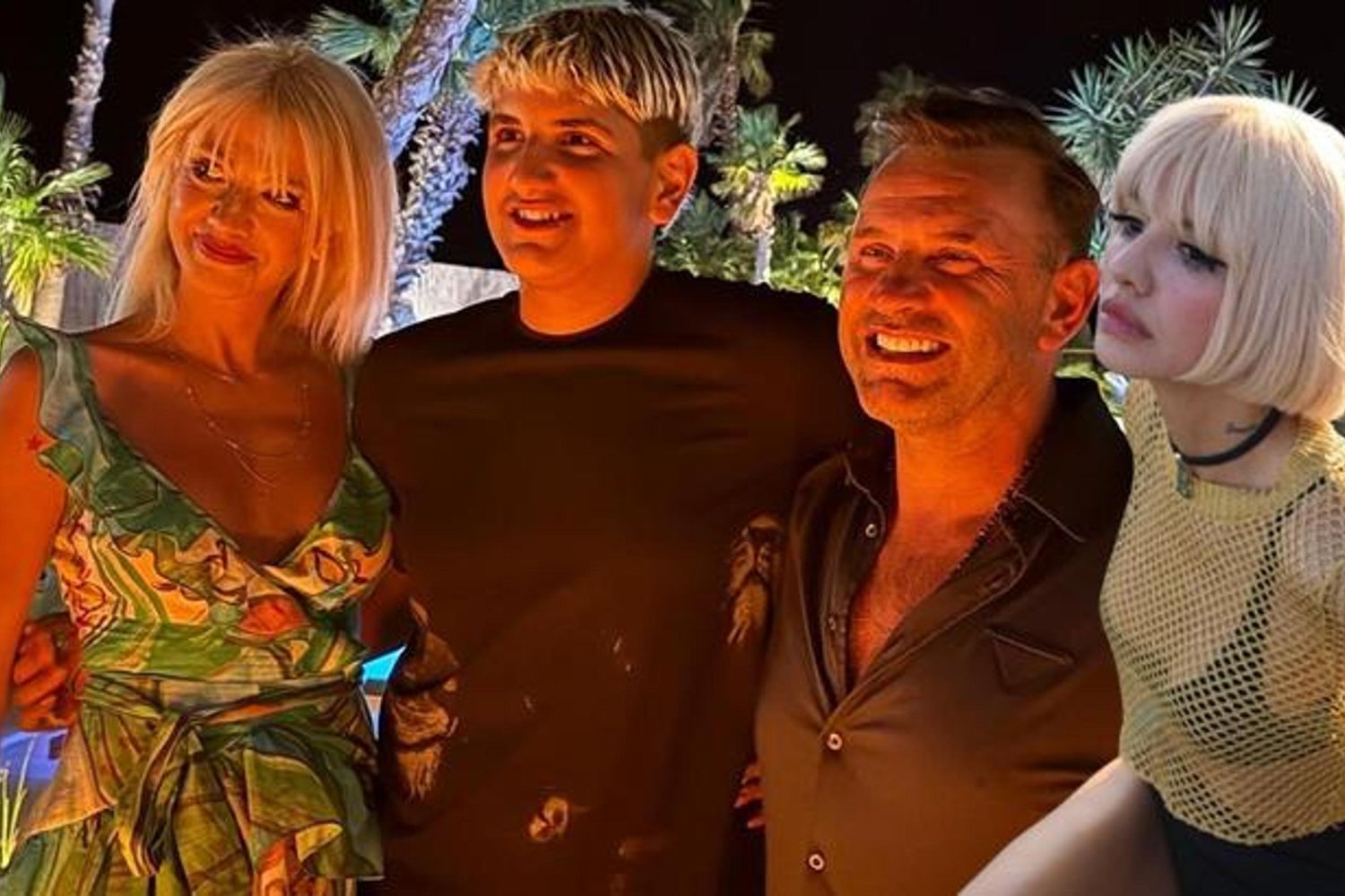 Okan Buruk ve Nihan Akkuş'un Sürpriz Boşanması Sonrası Aile Tatili Paris'te