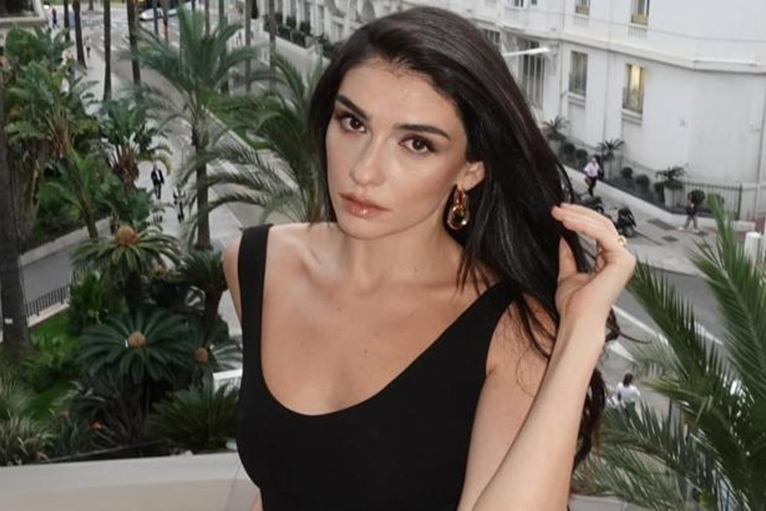 Sevilen Oyuncu Yeni Sezonda Dizide Döndü! Ekrana Çağıran Dilber Karakteriyle Heyecan Yarattı