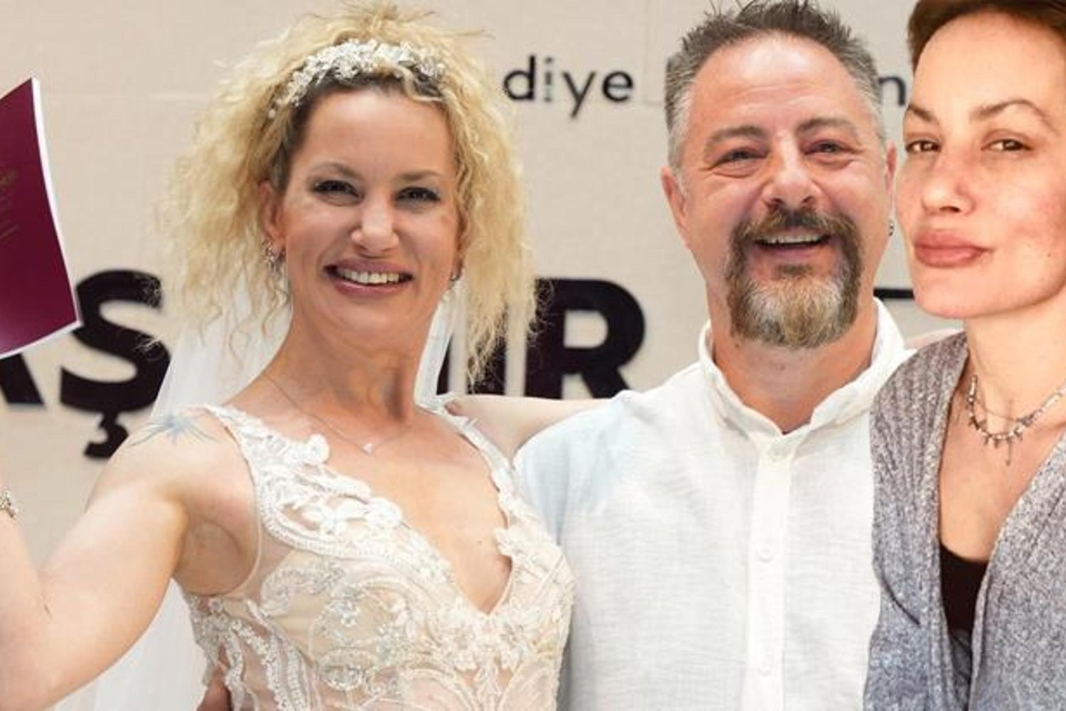 Yıldız Asyalı Evlenip Şok Eden Şiddet İddiasıyla Gündemde