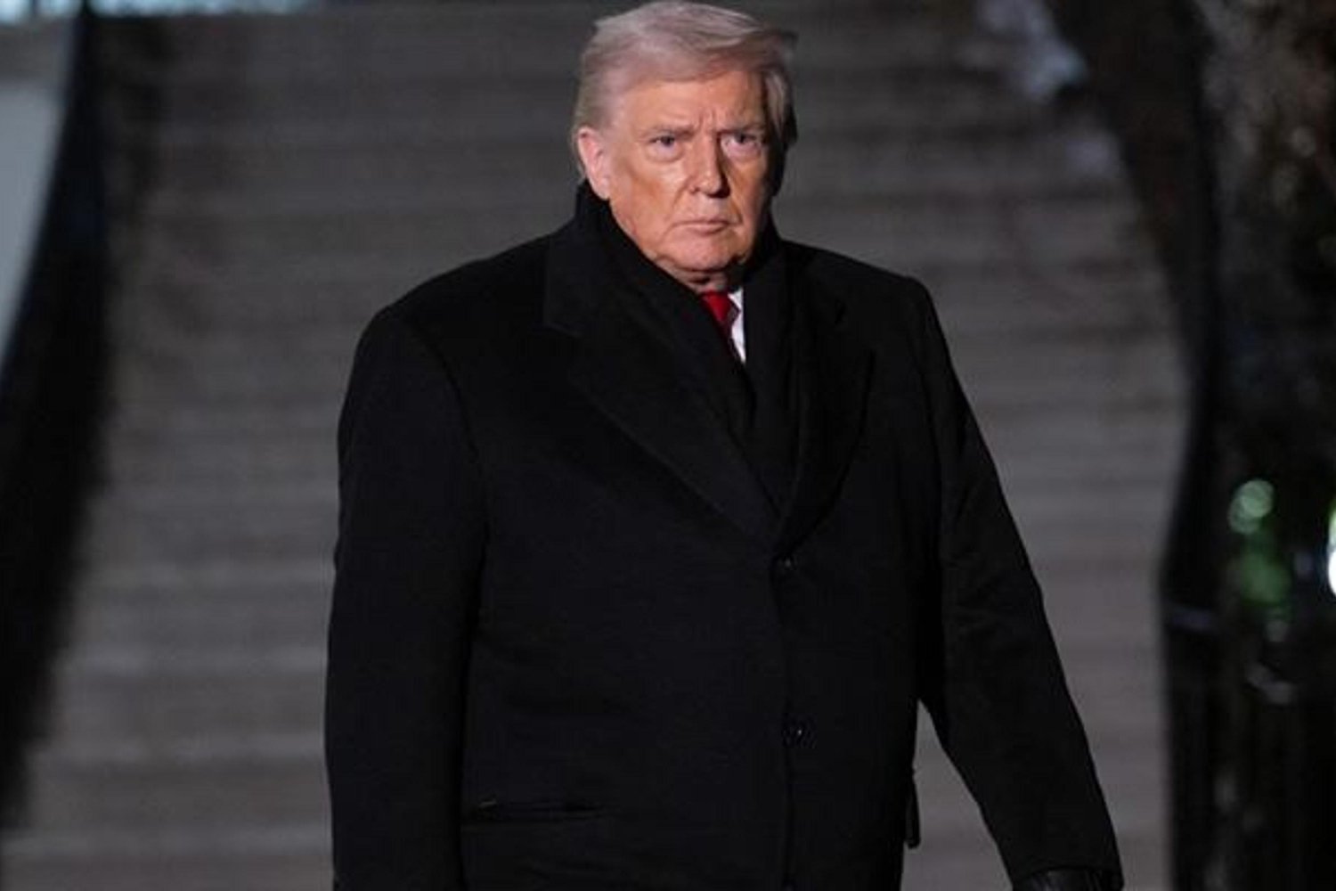 Trump'dan İran ve Göçmen Yasası Açıklamaları: İlk Yıl Dönümünde Sert Mesajlar