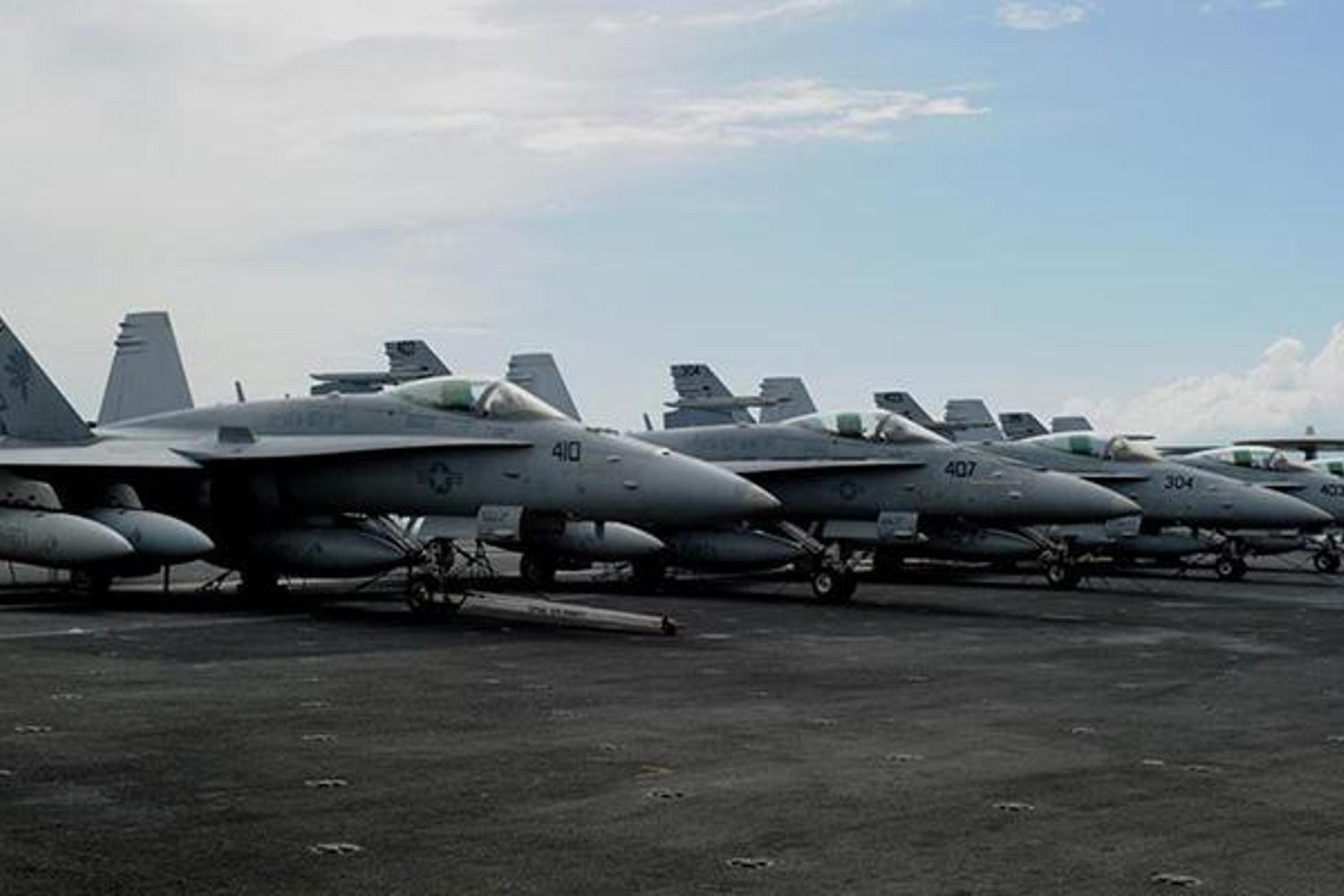 NORAD Grönland'a Uçak Gönderiyor: ABD-Canada-Danimarka İş Birliği Devrede